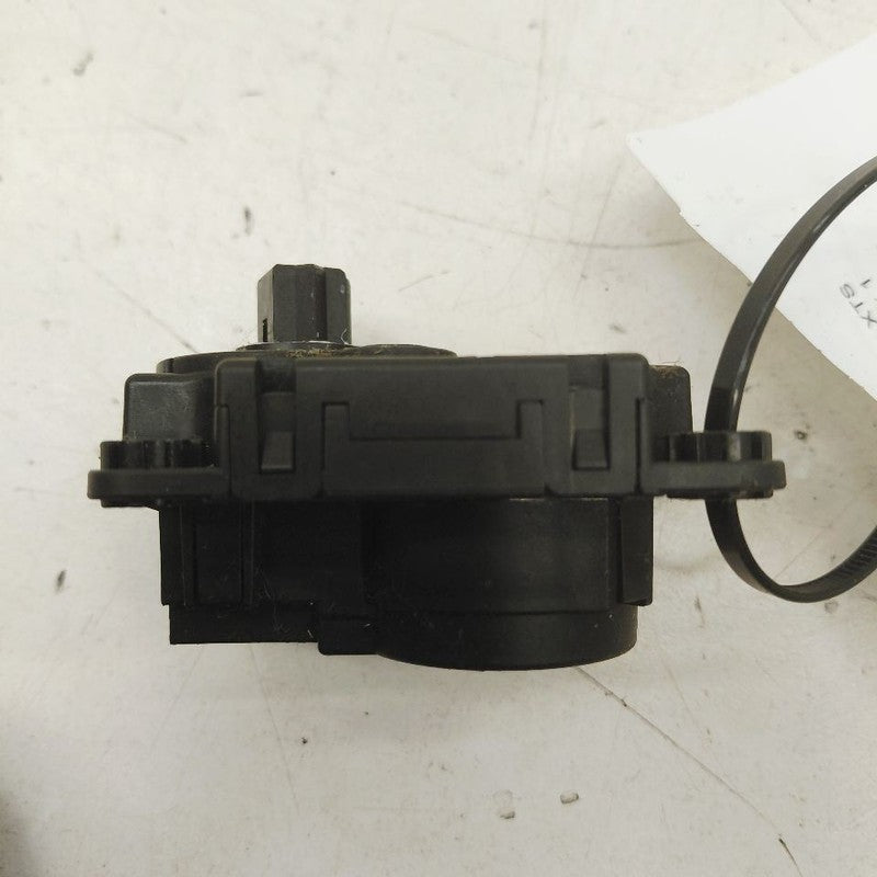 Cadillac XTS Flap Door Motor Heater AC Door Actuator      2016 2017 20