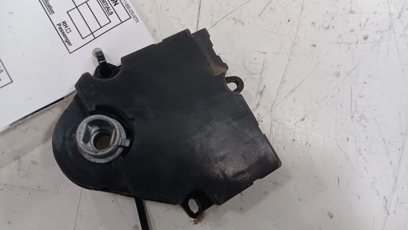 Chevy Traverse Flap Door Motor Heater AC Door Actuator  2010 2011 2012