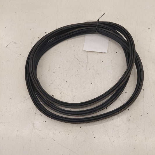 Mitsubishi Outlander   Trunk Lid Hatch Door Rear Back Rubber Seal  201