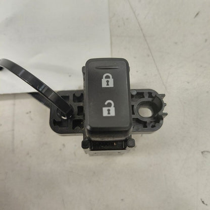 Mitsubishi Outlander   Power Door Lock Switch  2018 2017 2016