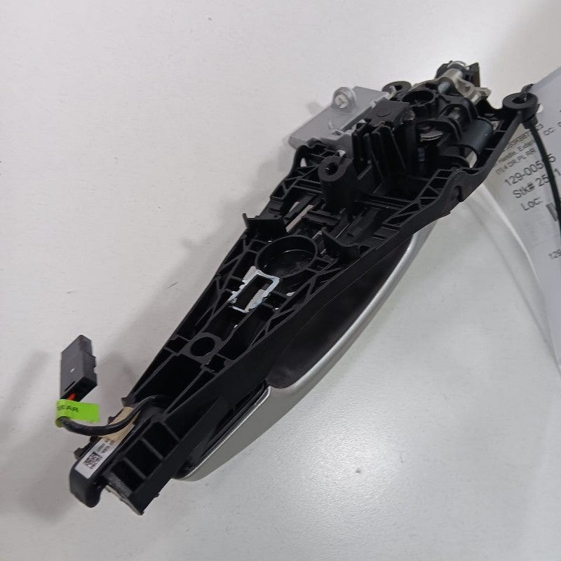 Passenger Right Rear Door Handle Exterior Fits 13-20 Chevy Trax