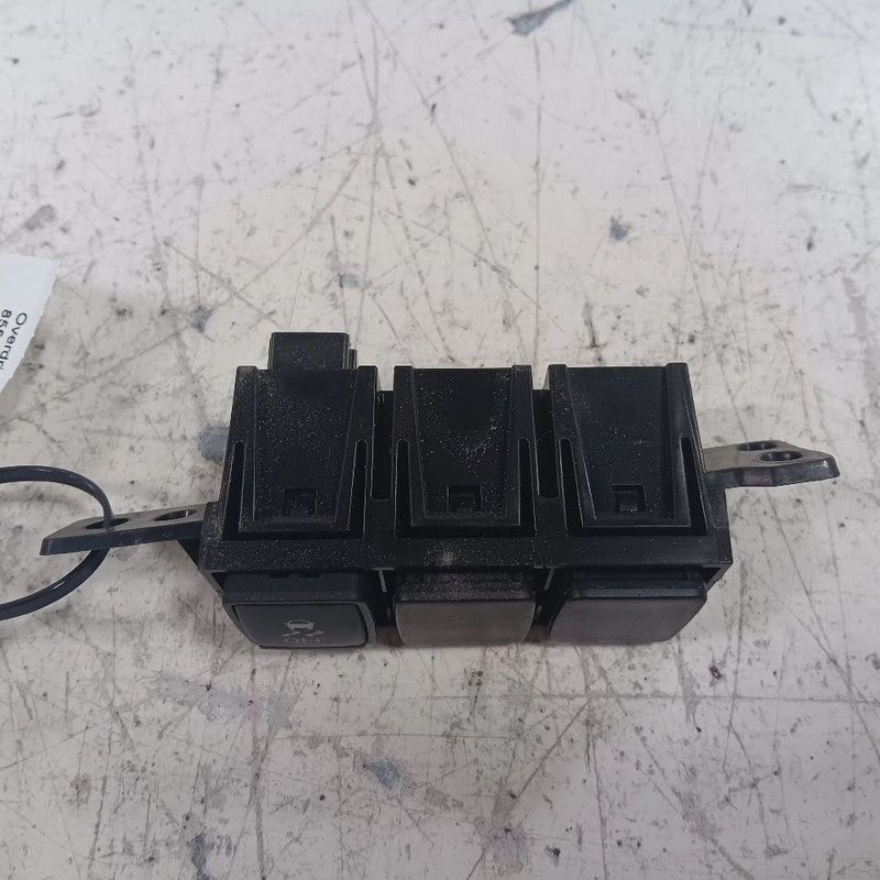 Nissan LEAF Traction Control Switch  2013 2014 2015 2016 2017 OEM