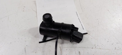 Kia Forte Windshield Washer Wash Fluid Reservoir Motor Pump Electric 2010 2011 2
