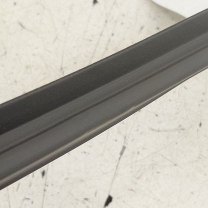 Hyundai Veloster Right Front Weather Strip Interior  2017 2016 2015 20