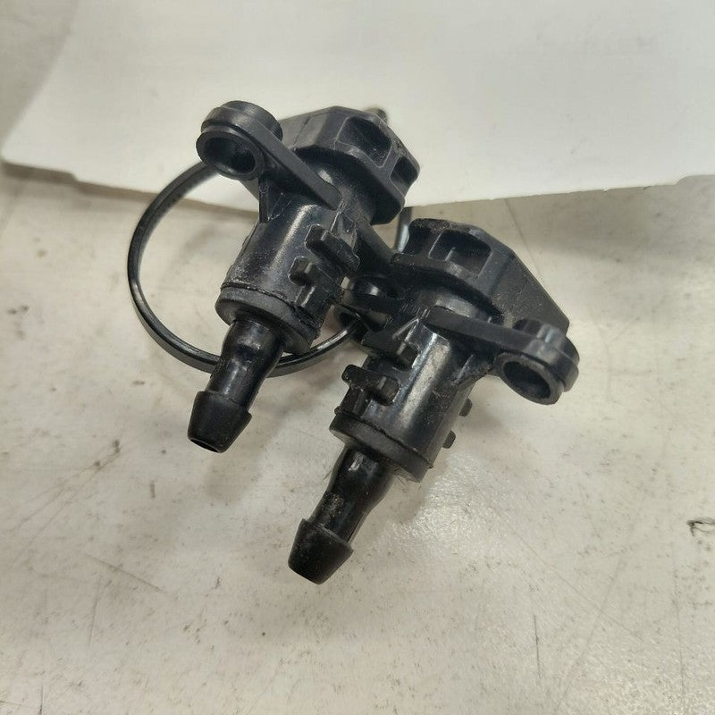 Hyundai Veloster Windshield Wiper Washer Fluid Hood Sprayer Nozzles  2