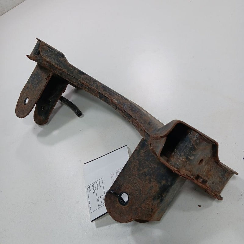 Mazda CX-3 Rear Carrier Bracket 2016 2017 2018 OEM