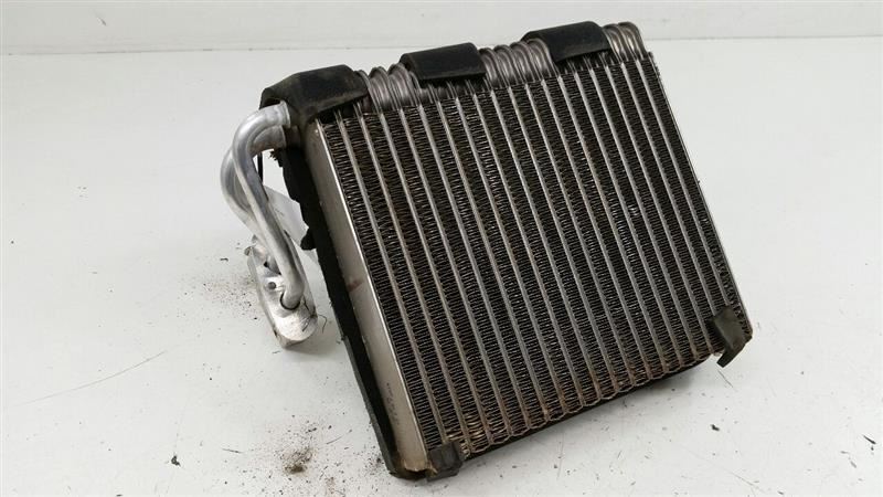 15843441 AC Air Conditioning Evaporator Classic Emblem Grille Opt C60 04-08 CHEVY MALIBU