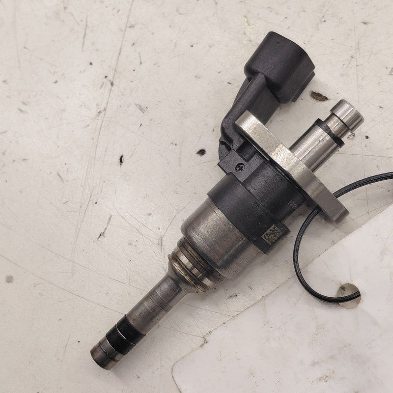 Fuel Injection Injector Fits 16-19 Chevy Volt