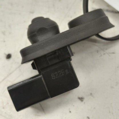 Mitsubishi Outlander   Door Ajar Switch Door Open Dome Light Switch  2