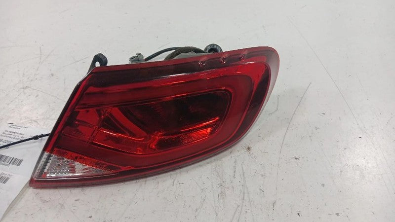 68110362AA Passenger Right Tail Light Sedan Quarter Panel Mounted Fits 15-16 200