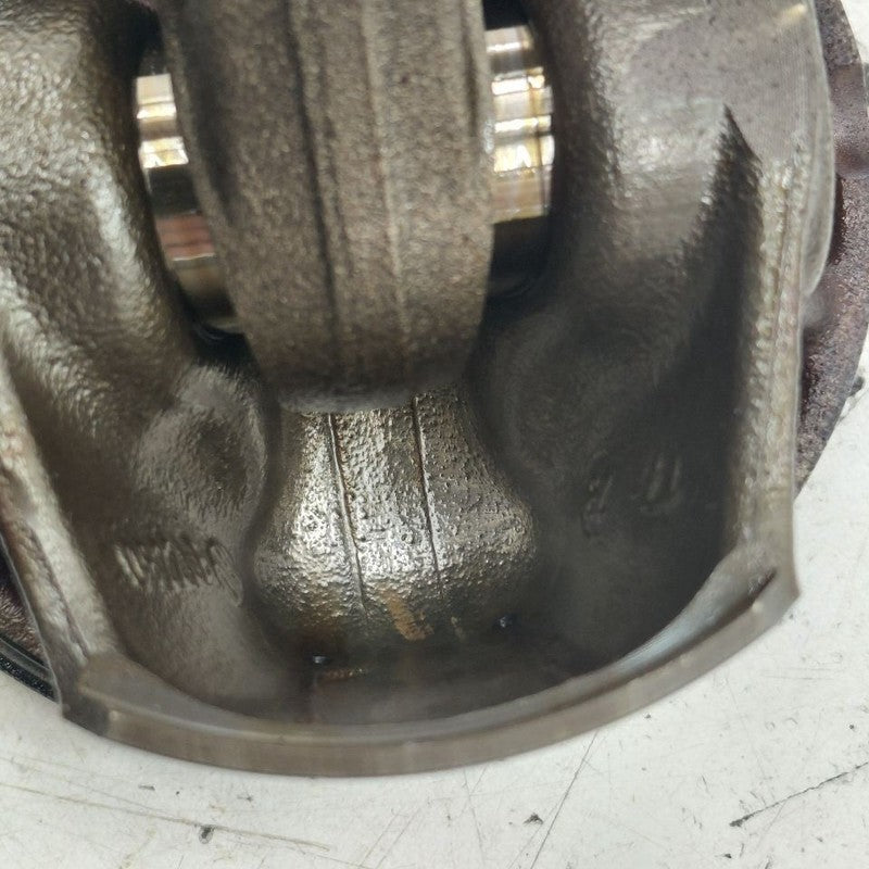 Volvo S60 Single Piston With Connecting Rod   2.0 2018 2017 2016
