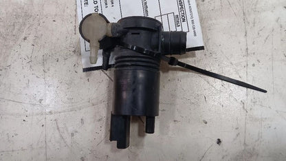 Nissan Rogue Windshield Washer Wash Fluid Reservoir Motor Pump Electri