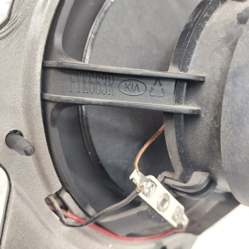 Kia Sorento Speaker Right Passenger Rear  2018 2017 2016