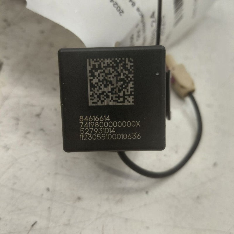 Chevy Equinox Wireless Communication Interface Antenna {84616614} 2024