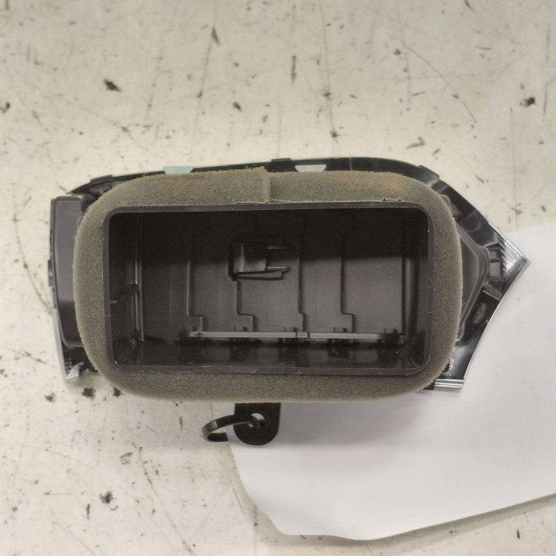 Chevy Equinox Dash Air Vent Left Driver  2024 2023 2022