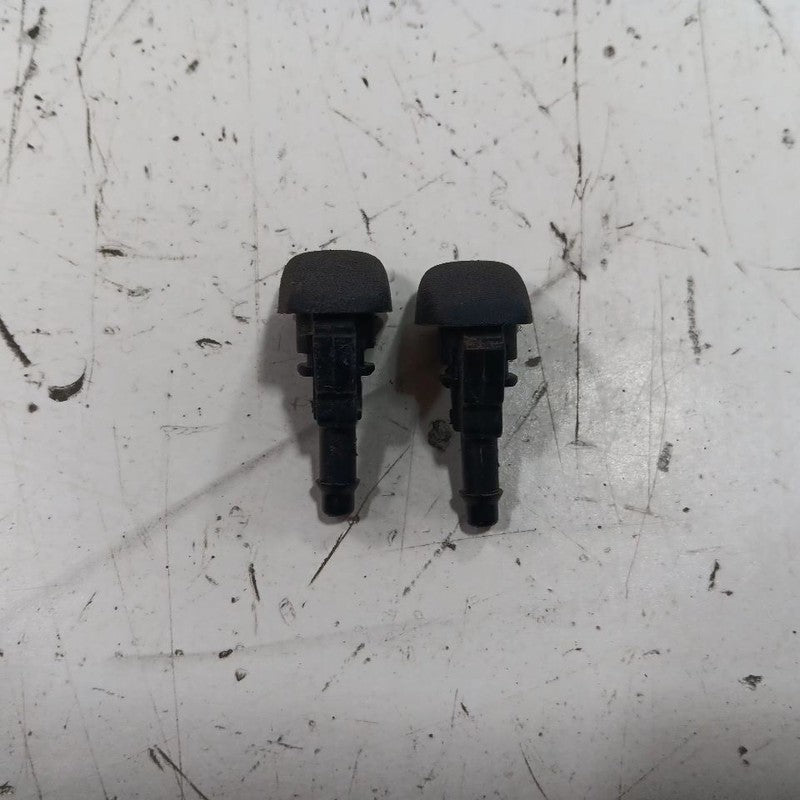 Chevy Malibu Windshield Wiper Washer Fluid Hood Sprayer Nozzles  2019 2020 2021 