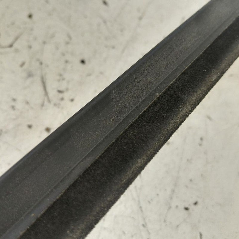 Jeep Cherokee Door Glass Window Weather Strip Trim Rear Left Driver Ba