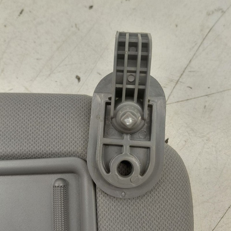 Passenger Right Sun Visor W/o Illumination Metal Roof 16-17 Hyundai Ve