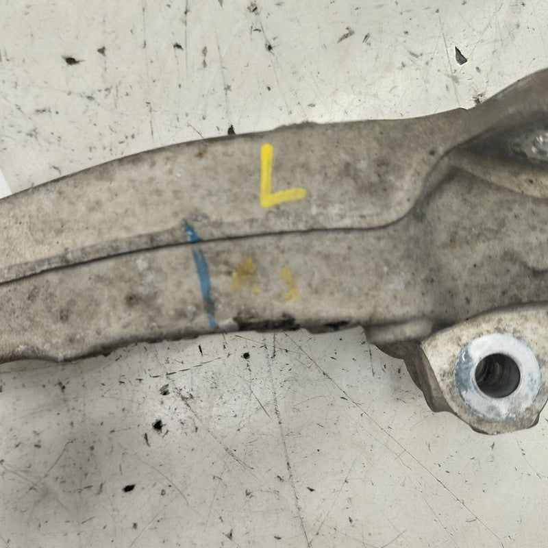 Cadillac CT6 Driver Left Front Strut Fork 2018 2017 2016