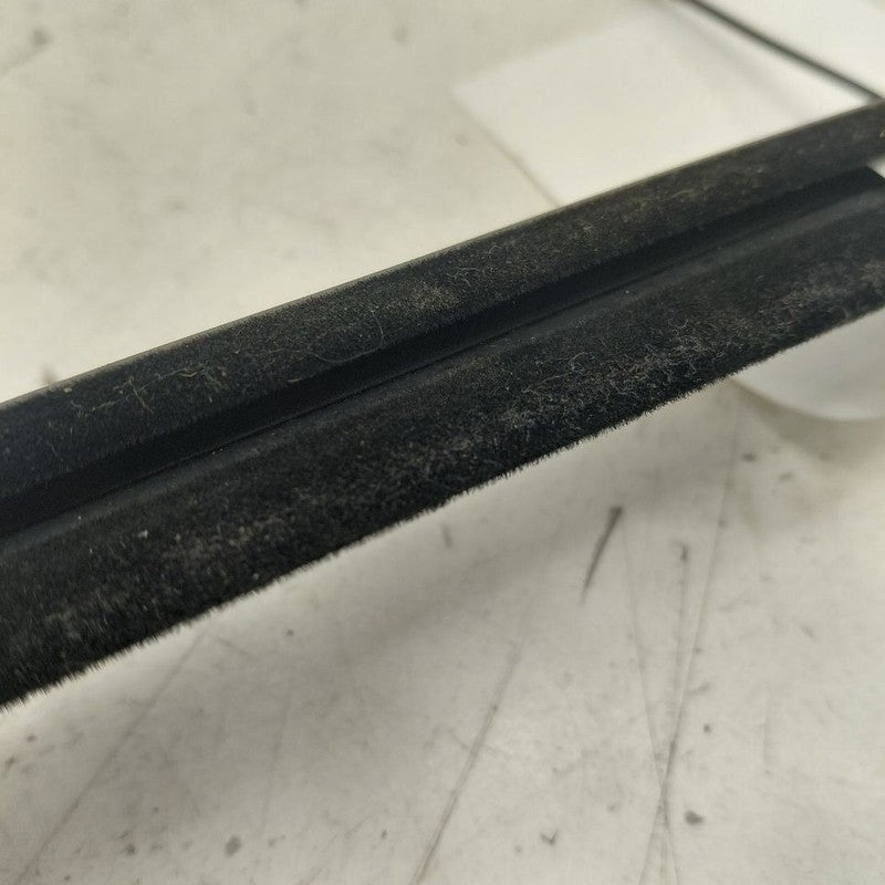 Mitsubishi Outlander   Right Rear Weather Strip Interior  2018 2017 20