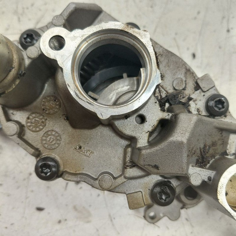 Jeep Cherokee Engine Oil Pump  3.2 2019 2020 2021