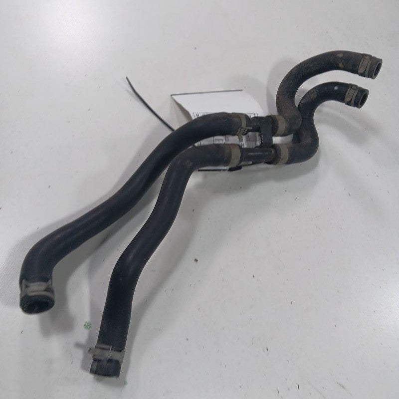 Kia Sorento Coolant Line Crossover Pipe  2.4 2018 2017 2016 OEM