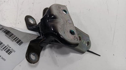 Kia Forte Door Hinge Set Left Front Driver  2014 2015 2016