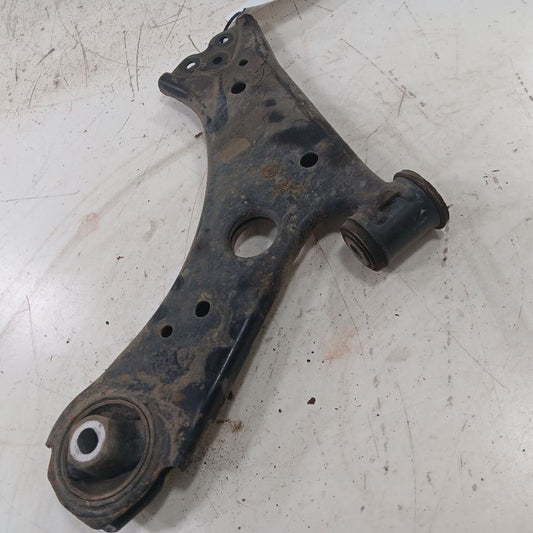 Passenger Right Lower Control Arm Front Fits 15-23 Jeep Renegade OEM