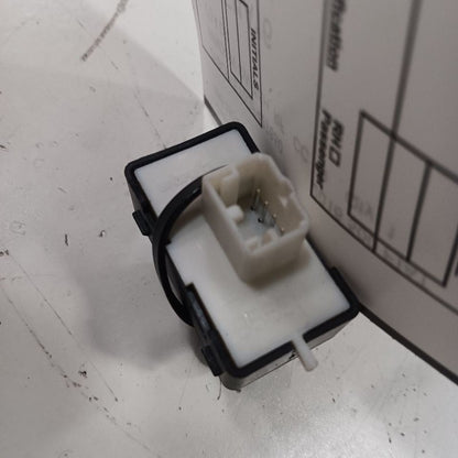 Fiat 500 Power Window Switch Right Passenger Front  2016 2017 OEM