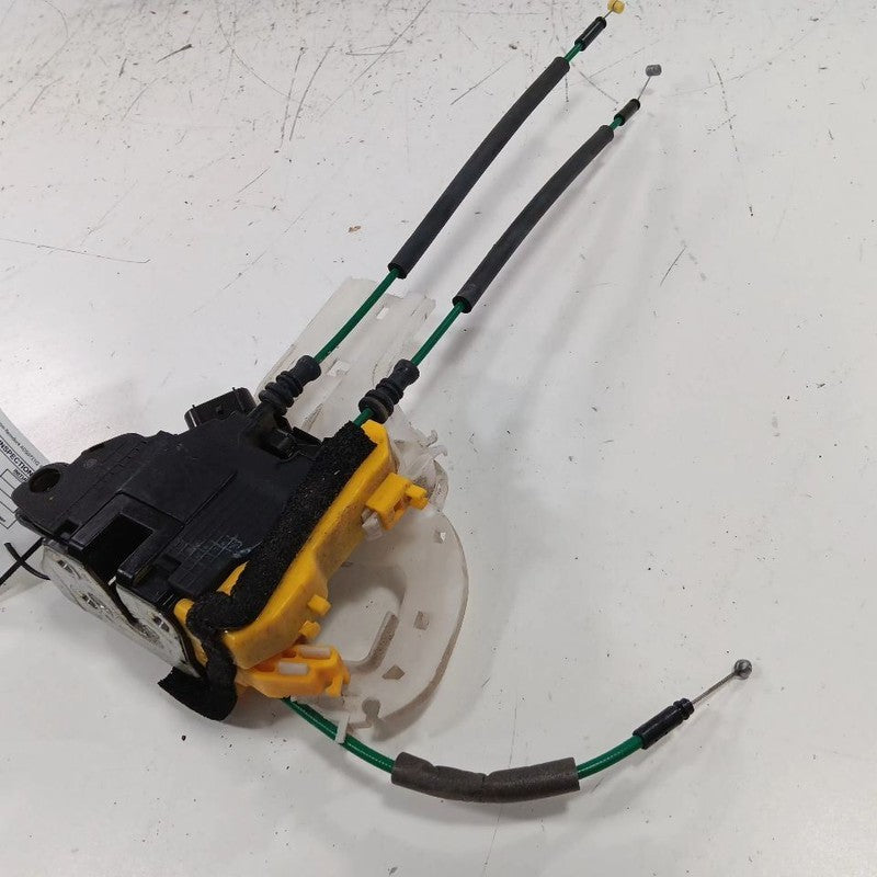 Hyundai Elantra Door Latch Lock Right Passenger Front  2017 2016 2015 