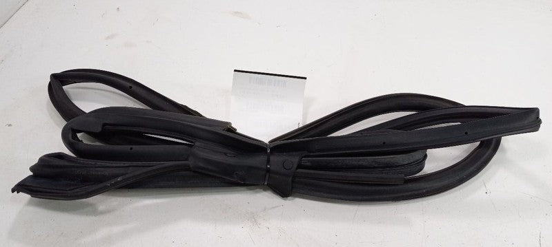 Subaru Legacy On Door Seal Rubber Right Passenger Rear Back 2010 2011 