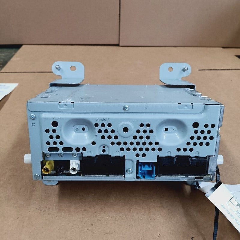 Audio Equipment Radio Receiver AM-FM-MP3-satellite St Fits 20 Ford Edg