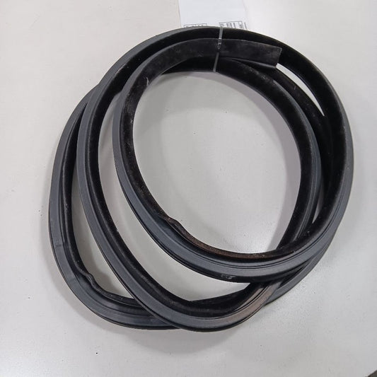 Chrysler 300 On Body Door Jamb Seal Rear Left Driver Back  2015 2016 2017 2018 