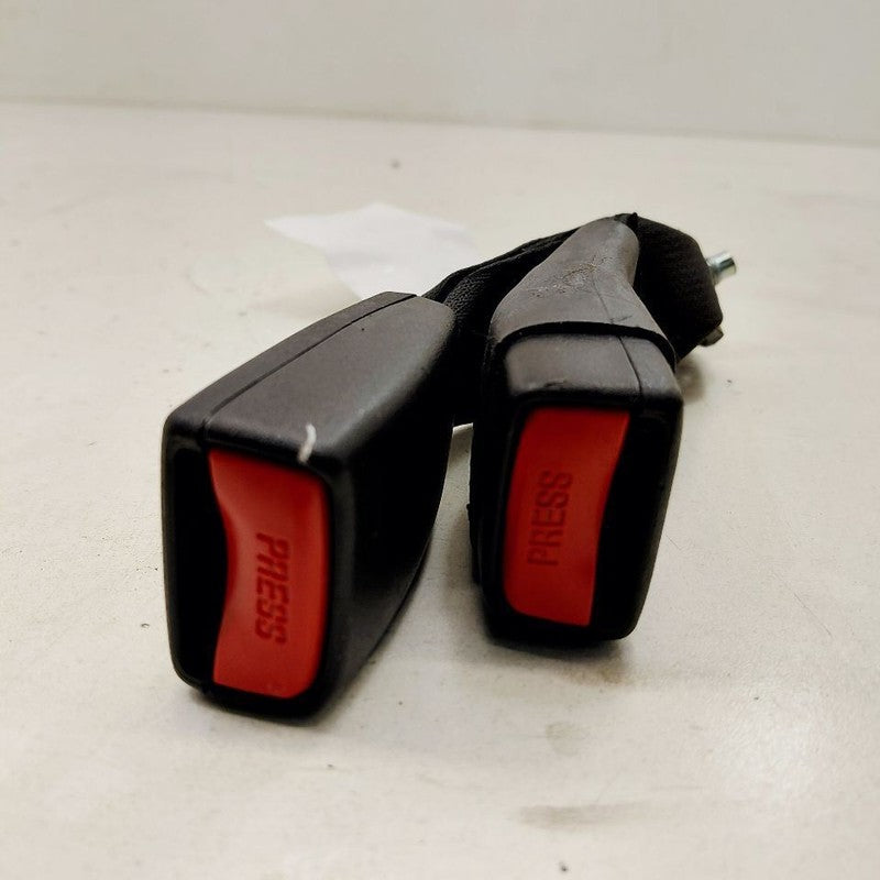 Nissan Maxima Seat Belt Buckle Latch Right Passenger Rear Back  2018 2