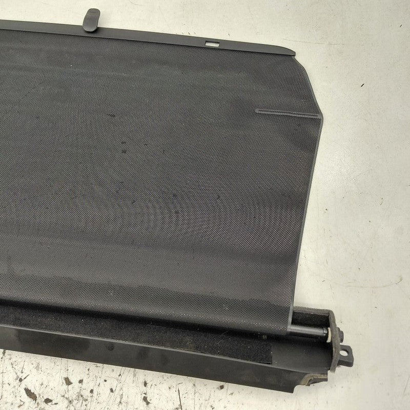 Hyundai Santa Fe Left Rear Window Shade {83915S1000} 2019 2020