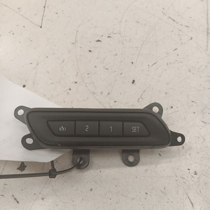 Cadillac XTS Passenger Right Side Seat Memory Switch      2016 2017 20