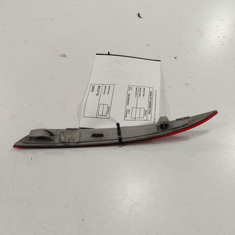 Ford Fusion Passenger Right Rear Marker Light Lamp  2016 2015 2014 201