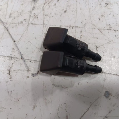 Hyundai Accent Windshield Wiper Washer Fluid Hood Sprayer Nozzles  2012 2013 201
