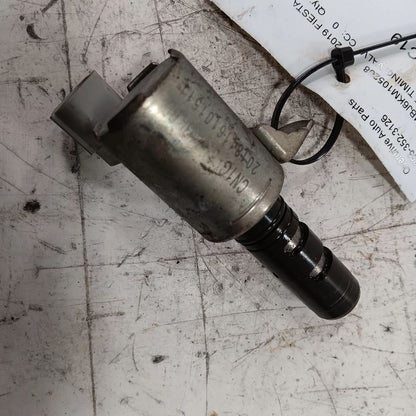Ford Fiesta Variable Timing Gear Oil Control Valve Solenoid Cylinder Head  2014