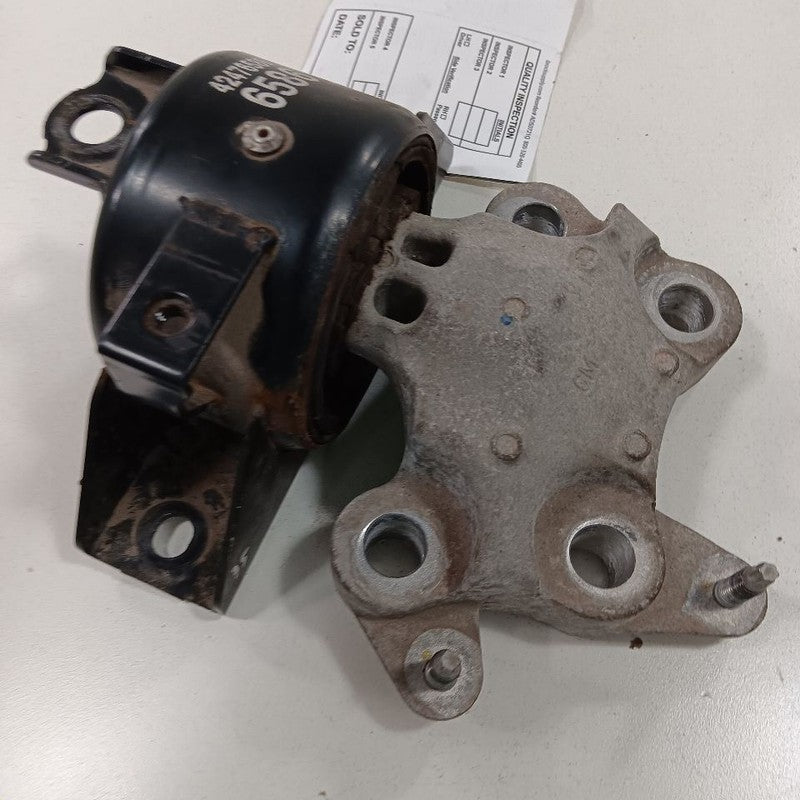 Buick Encore 1.4 Engine Motor Mount Left Driver  2019 2018 2017