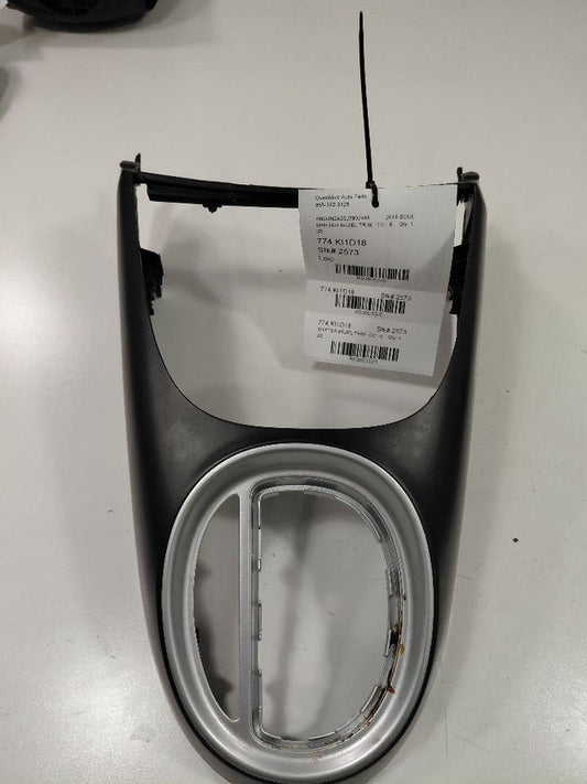 Kia Soul Shifter Bezel Trim Shift Console Surround Trim  2017 2018 201