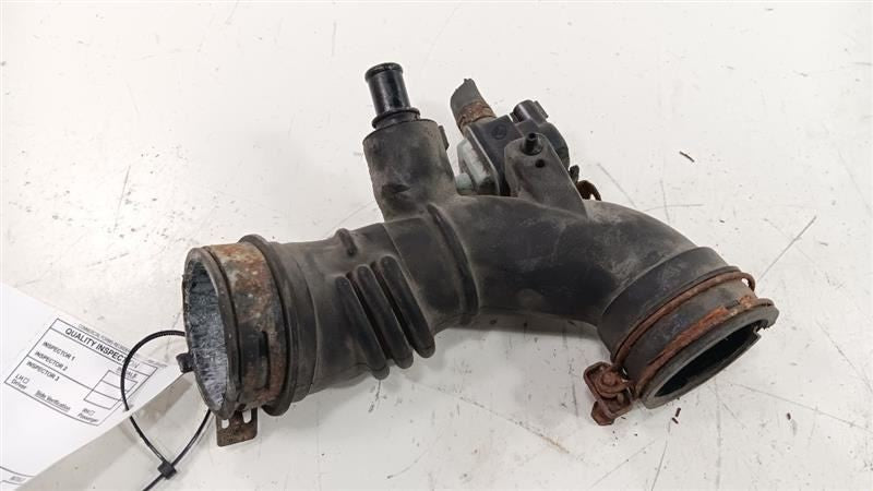 Toyota Prius Air Cleaner Tube    2012 2013 2014 2015 OEM