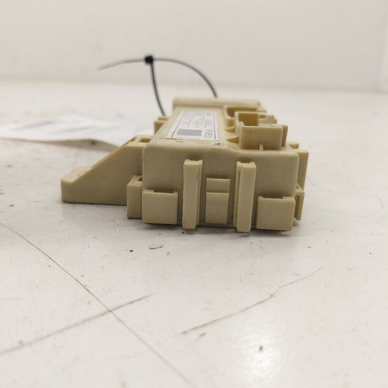 Kia Sorento Fuse Relay Junction Box Module {91940C6510} 2018 2017 2016