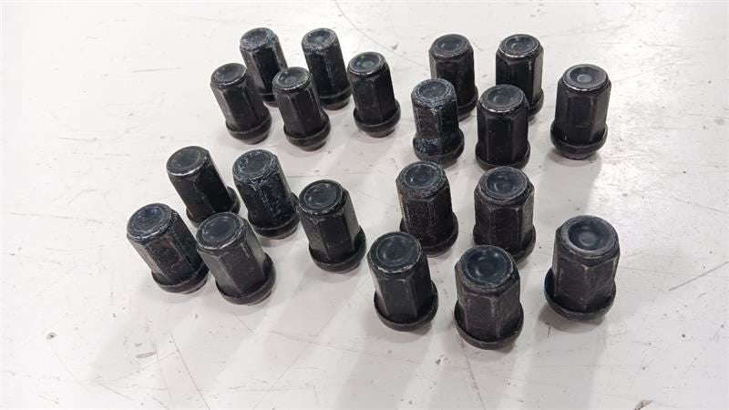 Ford Mustang Lug Nut Set 2014 2013 2012 OEM