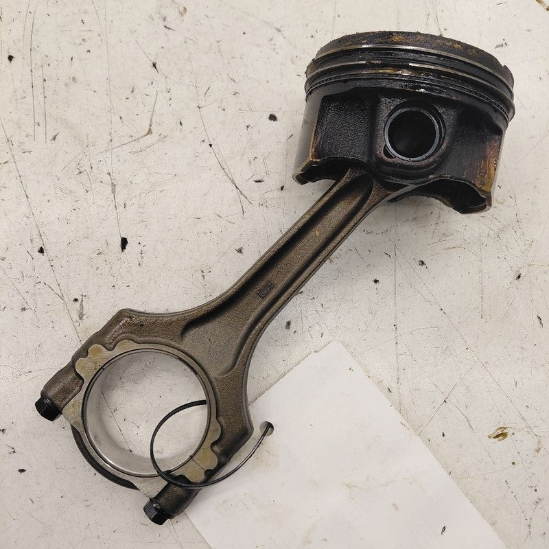 Alfa Romeo Stelvio Single Piston With Connecting Rod   2018 2019 2020 