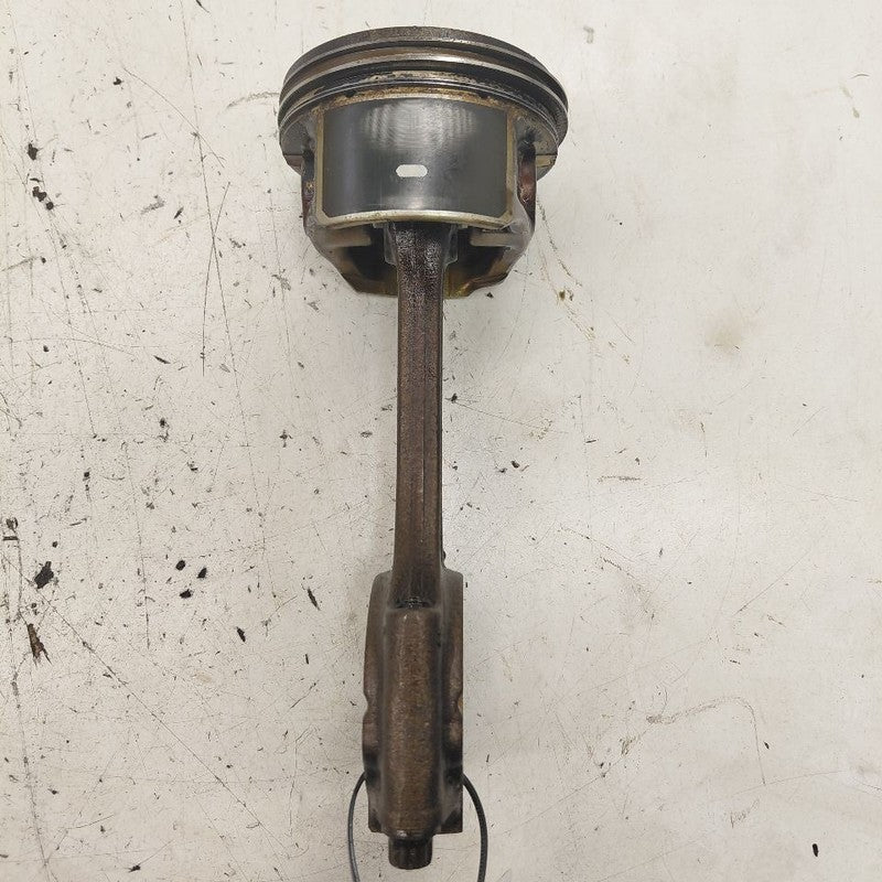 Volvo S60 Single Piston With Connecting Rod   2.5 2013 2014 2015