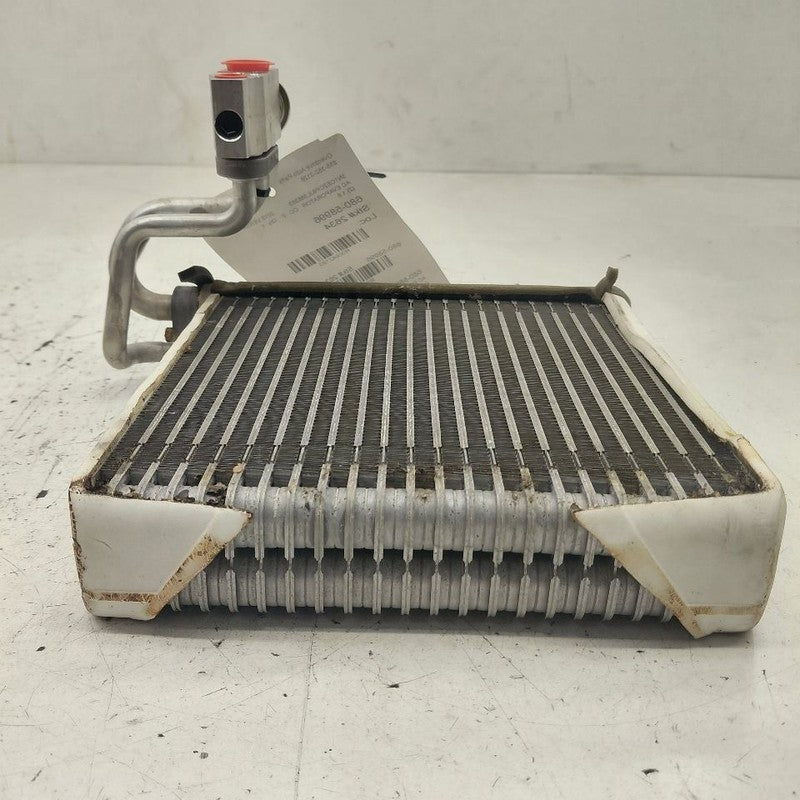 Air Conditioning AC Evaporator Fits 15-19 Nissan Versa
