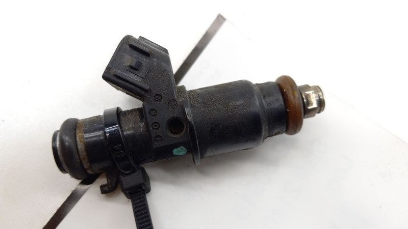 6886642 Fuel Injection Injector 2.0L DOHC Si Fits 02-05 Honda Civic