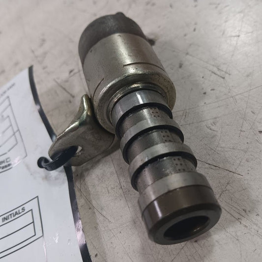 Ford Focus Variable Timing Gear Oil Control Valve Solenoid Cylinder Head  2018 