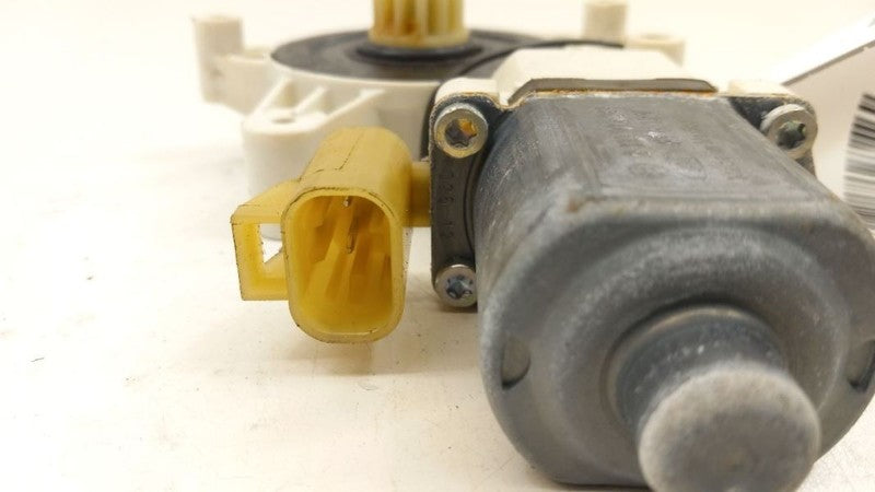 Passenger Right Power Window Motor VIN W 4th Digit Limited Fits 06-16 